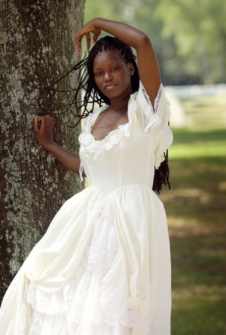 Black Bride beautiful naked photo