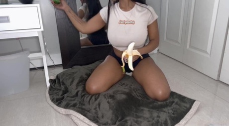 Latina Shemale Dildo beautiful archive